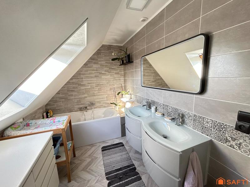 Maison - 119 m² - 6 pièces