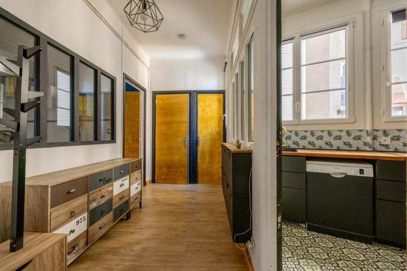 Appartement - 82 m² - 3 pièces