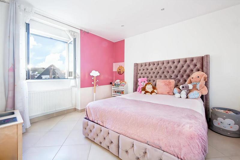 Maison d'architecte - 350 m² - 7 pièces