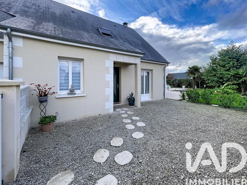 Maison - 137 m² - 5 pièces