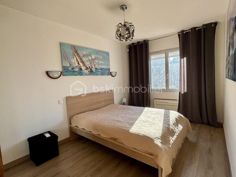 Maison traditionnelle - 145 m² - 4 pièces