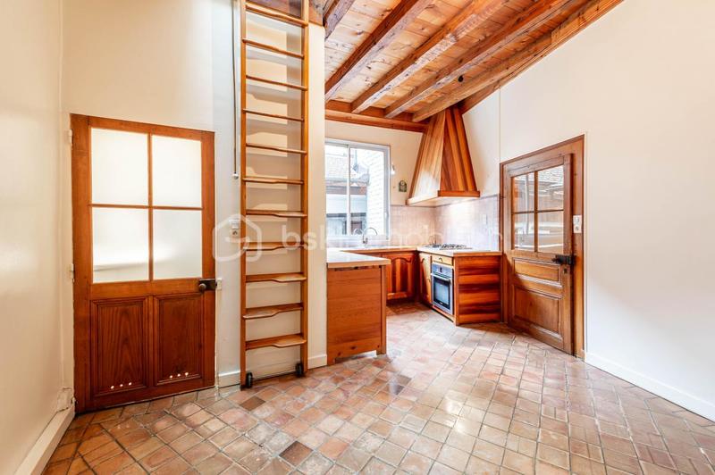 Appartement ancien - 152 m² - 5 pièces