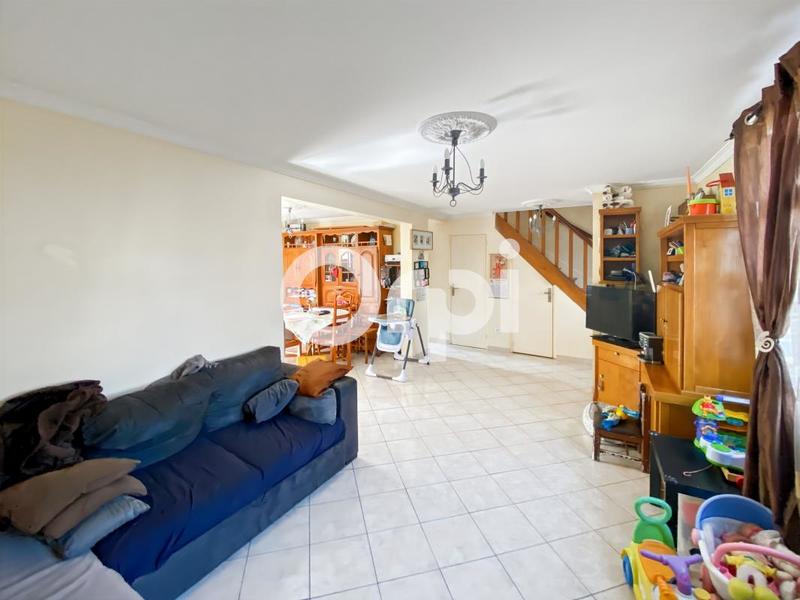 Maison - 94 m² - 4 pièces