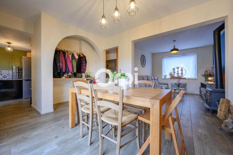 Maison - 95 m² - 4 pièces