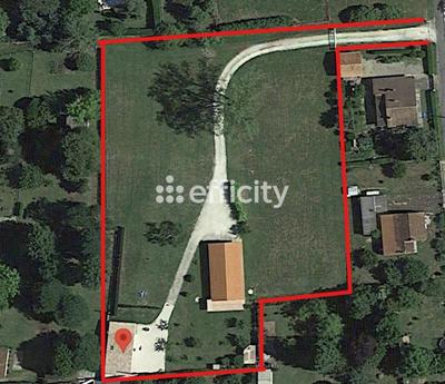 Maison - 200 m² - 5 pièces