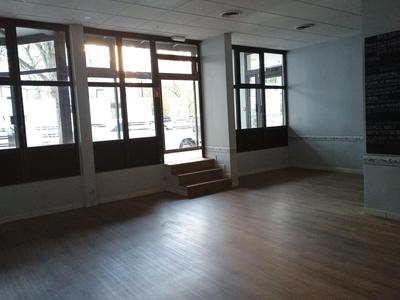 Local commercial - 136 m²