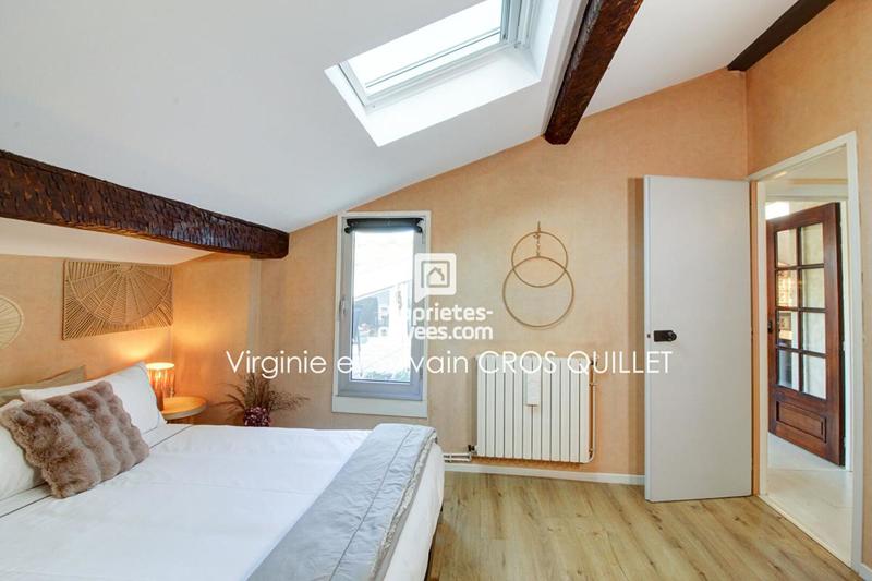 Appartement - 153 m² - 5 pièces