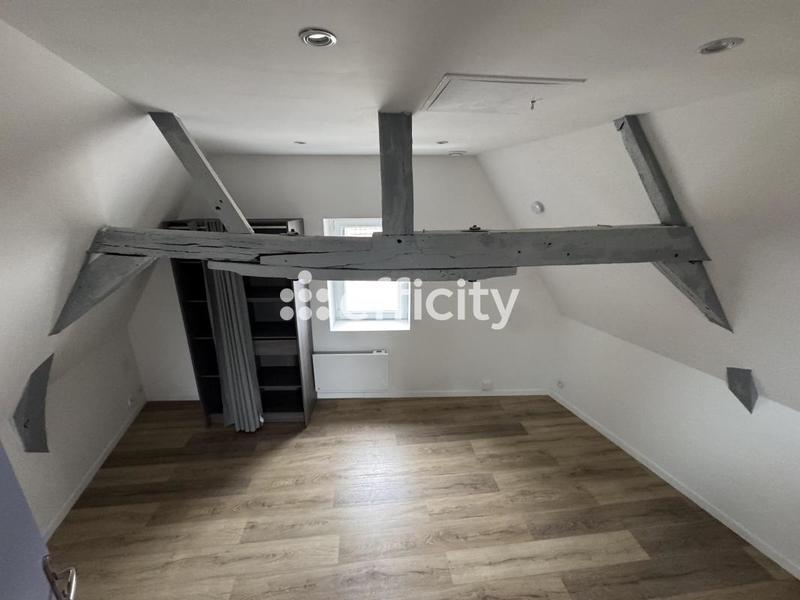 Maison - 74 m² - 6 pièces