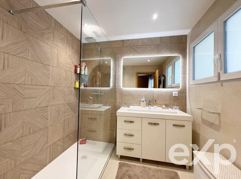 Maison - 114 m² - 5 pièces