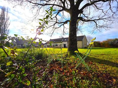 Maison - 200 m² - 9 pièces