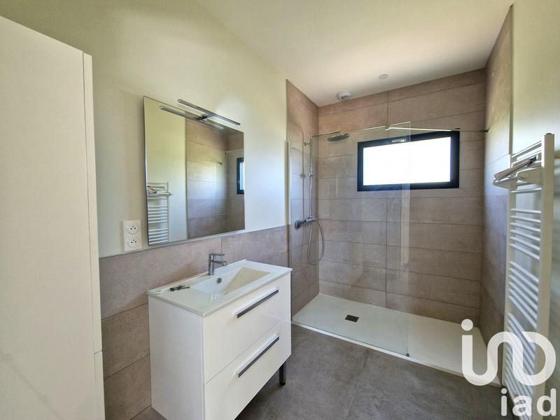 Maison - 122 m² - 4 pièces