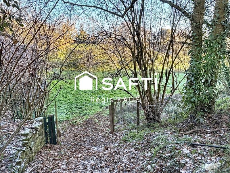 Maison - 240 m² - 10 pièces