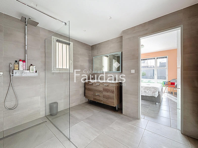 Maison - 168 m² - 5 pièces