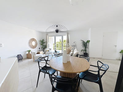 Appartement - 68 m² - 3 pièces