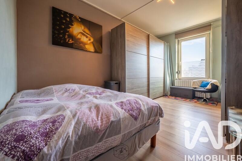 Appartement - 92 m² - 4 pièces