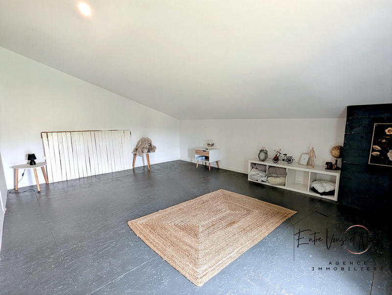 Maison - 315 m² - 10 pièces