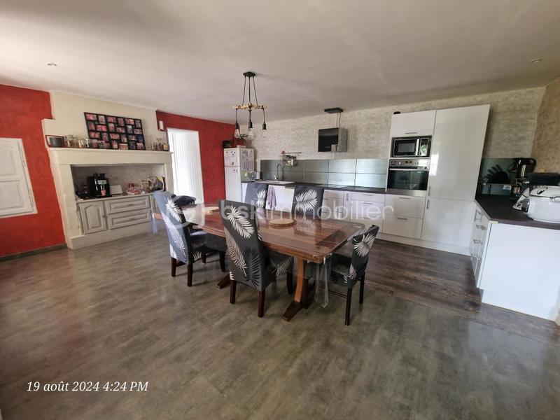 Longère - 213 m² - 6 pièces