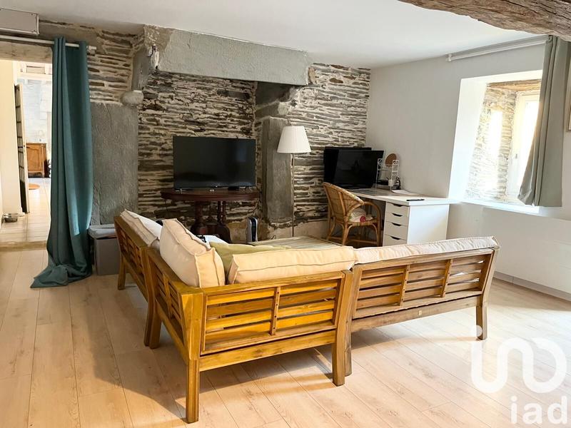 Maison - 200 m² - 6 pièces