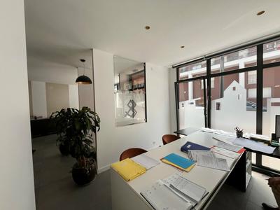Bureau - 88 m²
