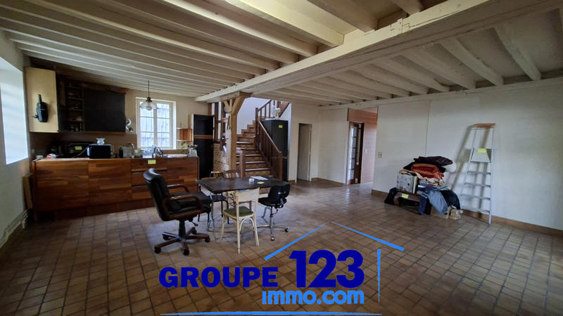 Maison - 227 m² - 7 pièces