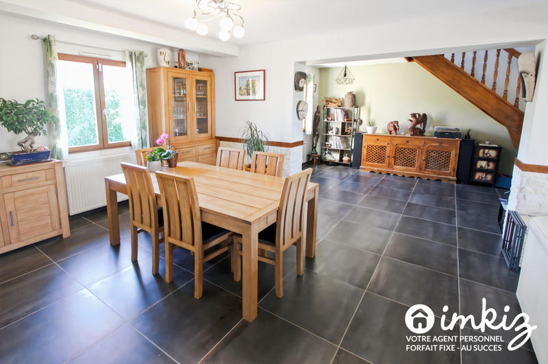 Maison - 180 m² - 7 pièces