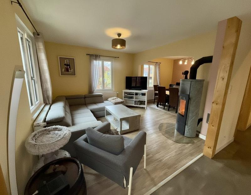 Maison traditionnelle - 153 m² - 6 pièces