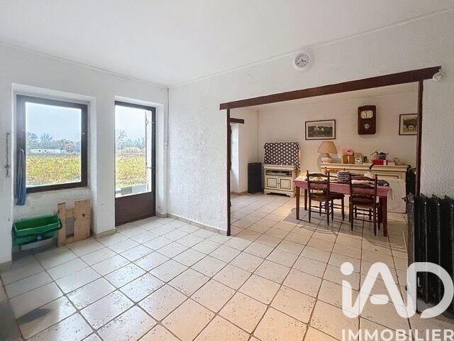 Maison - 225 m² - 7 pièces