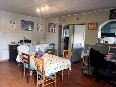 Maison - 135 m² - 6 pièces