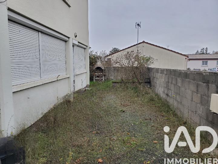 Maison - 193 m² - 8 pièces