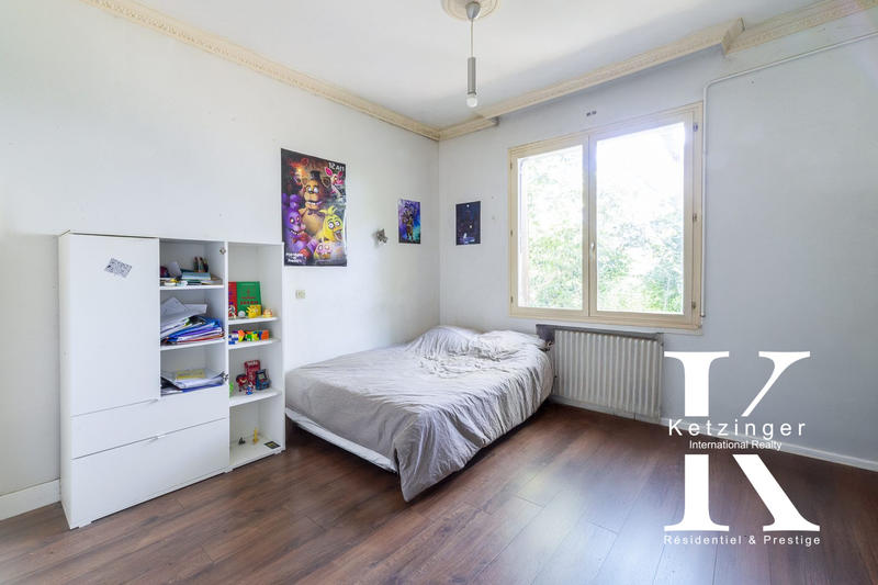 Appartement - 126 m² - 6 pièces