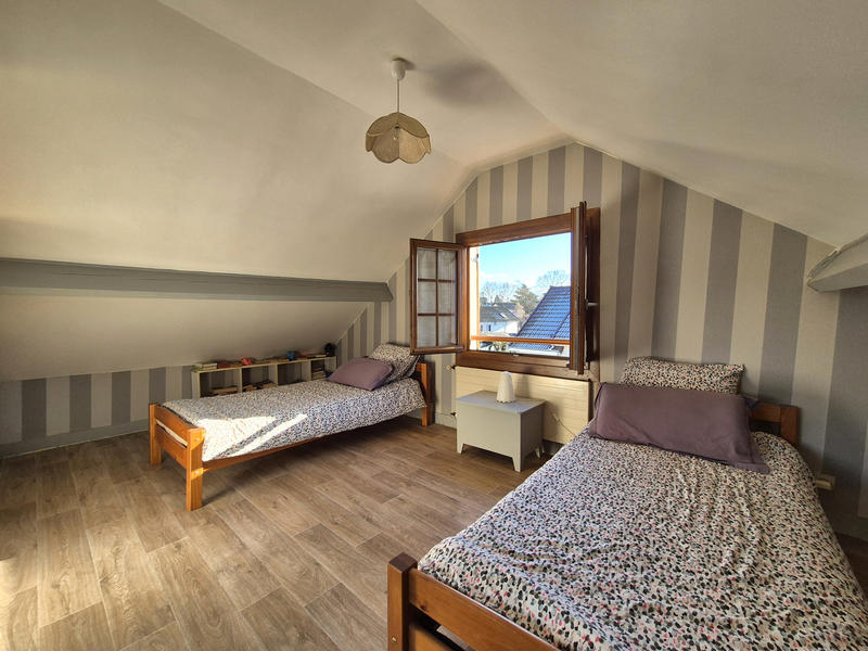 Maison - 105 m² - 5 pièces