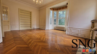 Appartement - 119 m² - 3 pièces