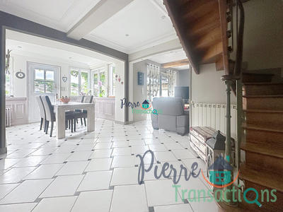 Maison - 147 m² - 5 pièces