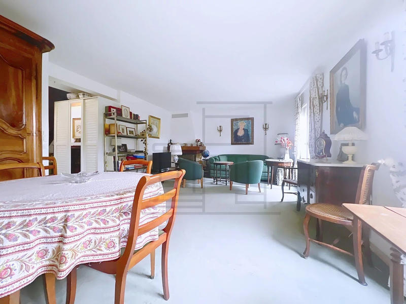 Appartement - 103 m² - 6 pièces