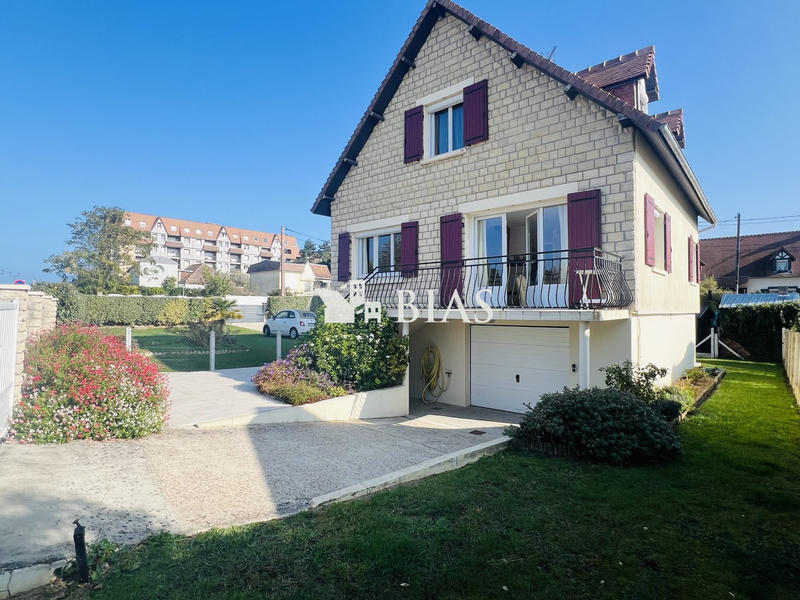 Maison - 123 m² - 7 pièces