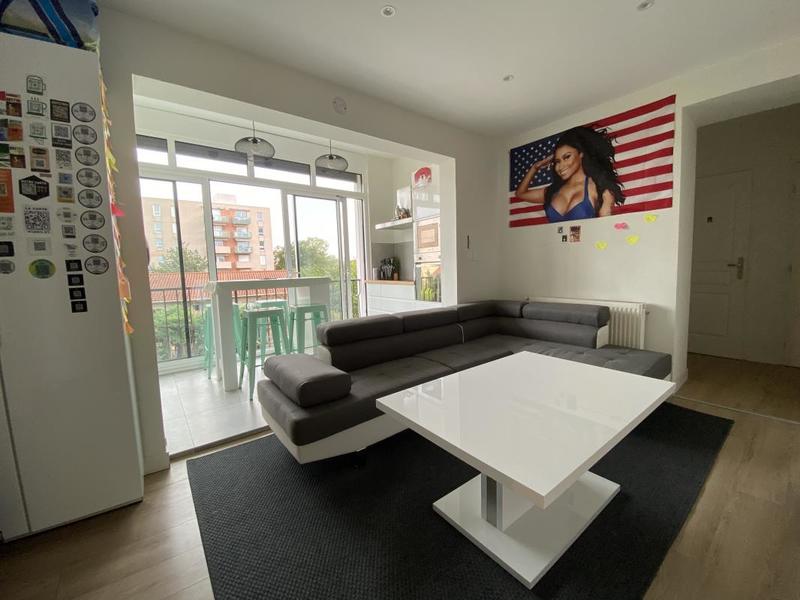 Appartement - 157 m² - 8 pièces