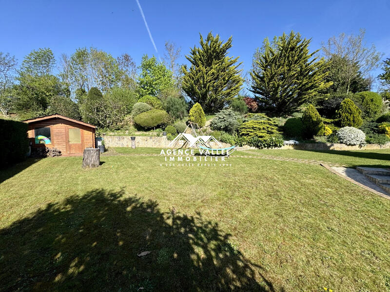 Maison traditionnelle - 160 m² - 7 pièces