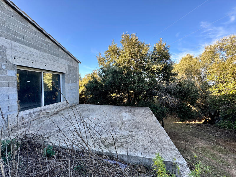 Propriété - 201 m² - 4 pièces