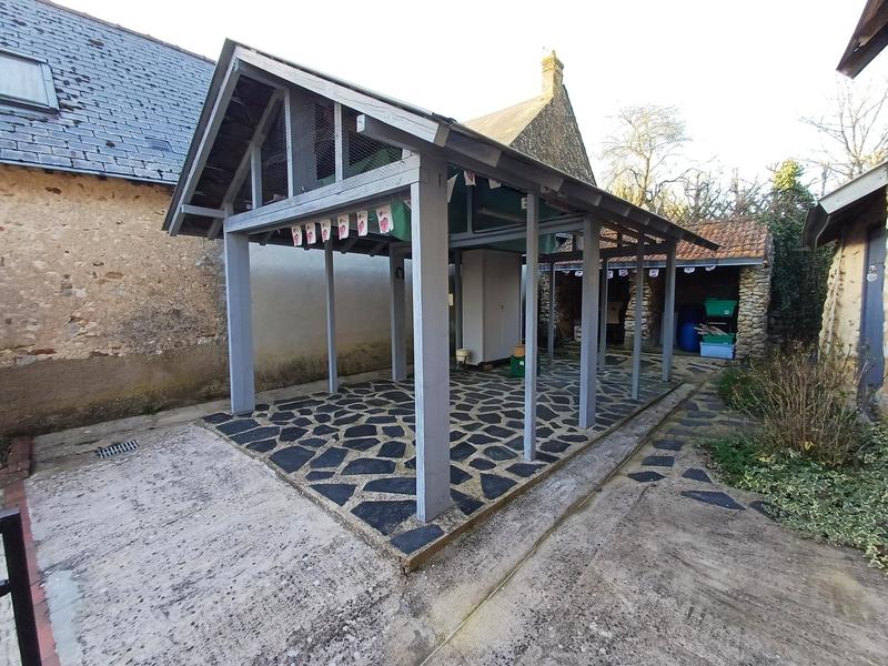 Maison - 96 m² - 4 pièces