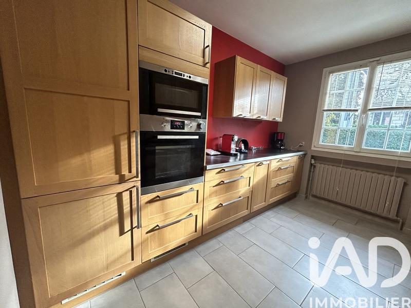 Maison - 95 m² - 5 pièces