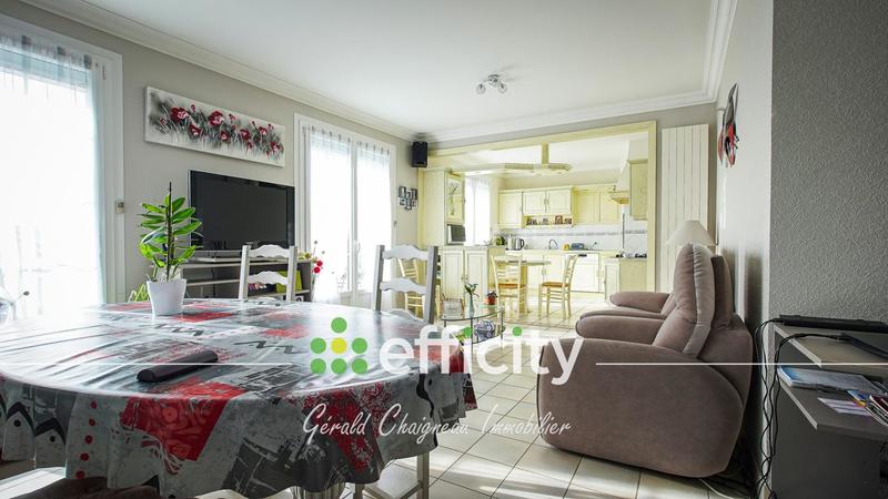 Maison - 122 m² - 5 pièces