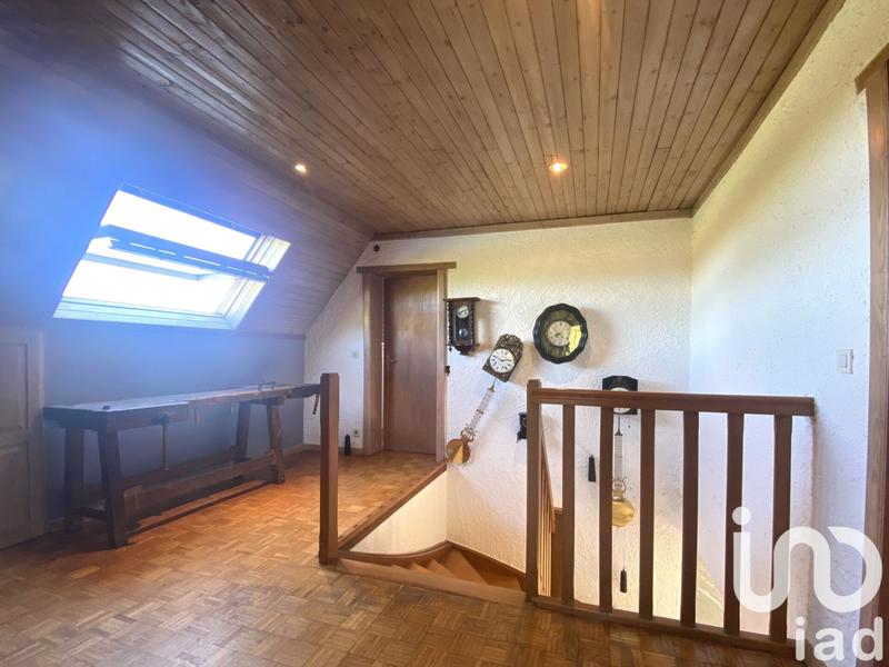 Maison - 217 m² - 8 pièces