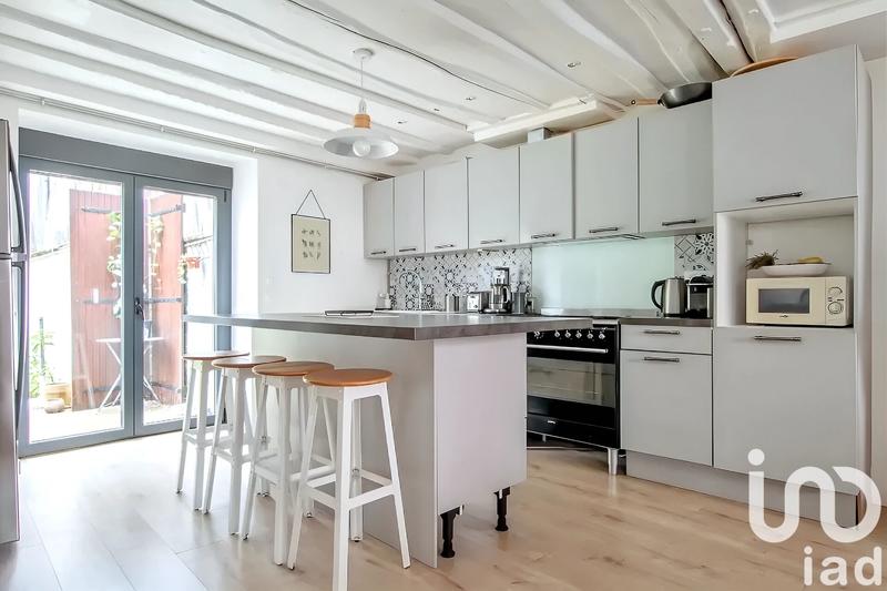 Maison - 190 m² - 8 pièces