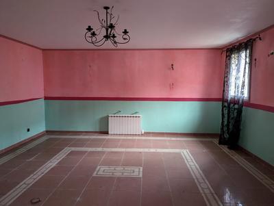 Maison - 440 m² - 8 pièces