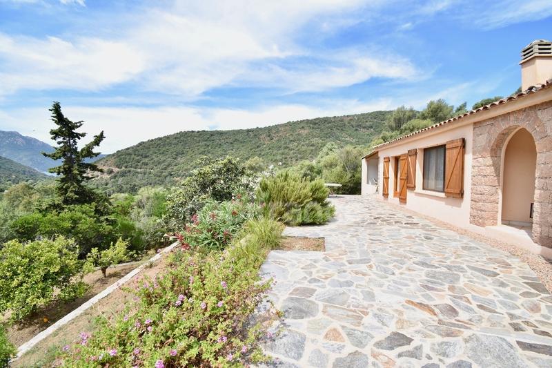 Maison - 89 m² - 3 pièces