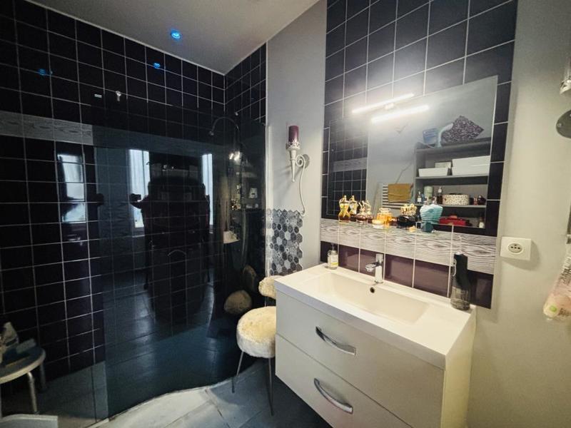 Maison - 95 m² - 6 pièces