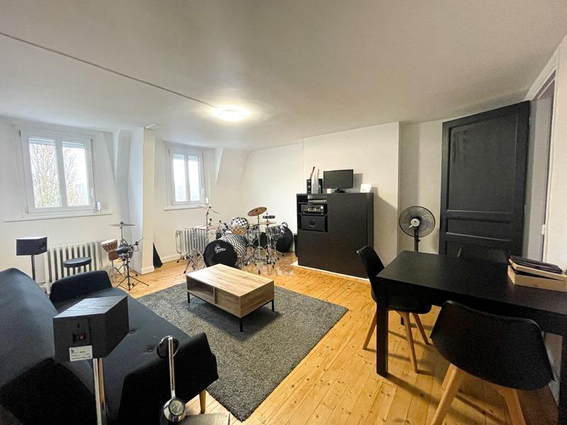 Maison - 228 m² - 7 pièces