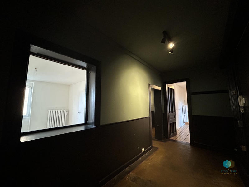 Bureau - 115 m² - 5 pièces