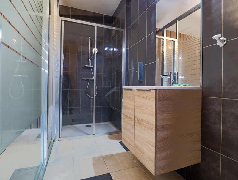 Maison - 298 m² - 9 pièces