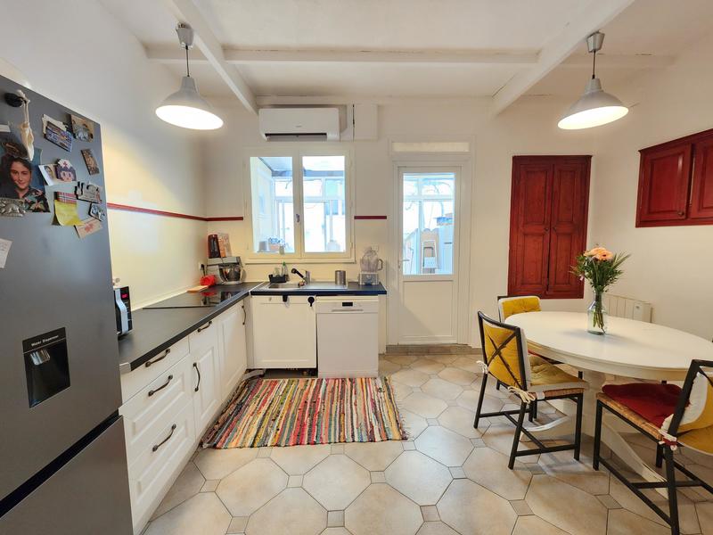 Maison de ville - 240 m² - 5 pièces